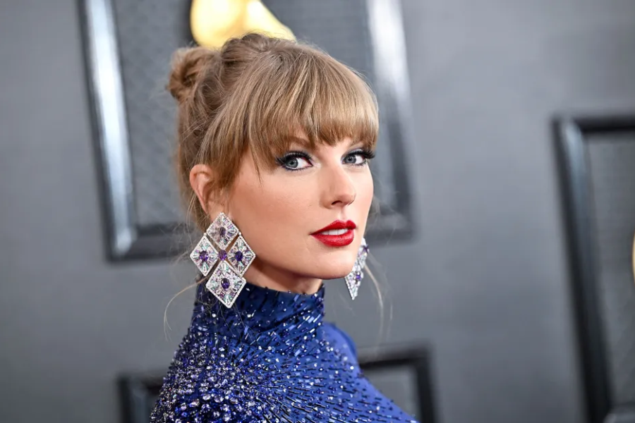 Who is Taylor Swift? Taylor Swift Net Worth, Bio, Education, Age ...