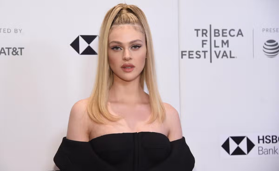 nicola peltz net worth