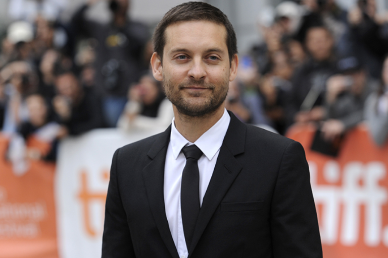 tobey maguire net worth